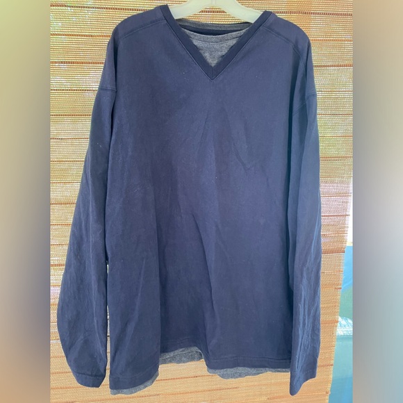 Geoffrey Beene Mens Sleepwear Medium Blue long sleeve with gray neck insert. - Picture 1 of 5